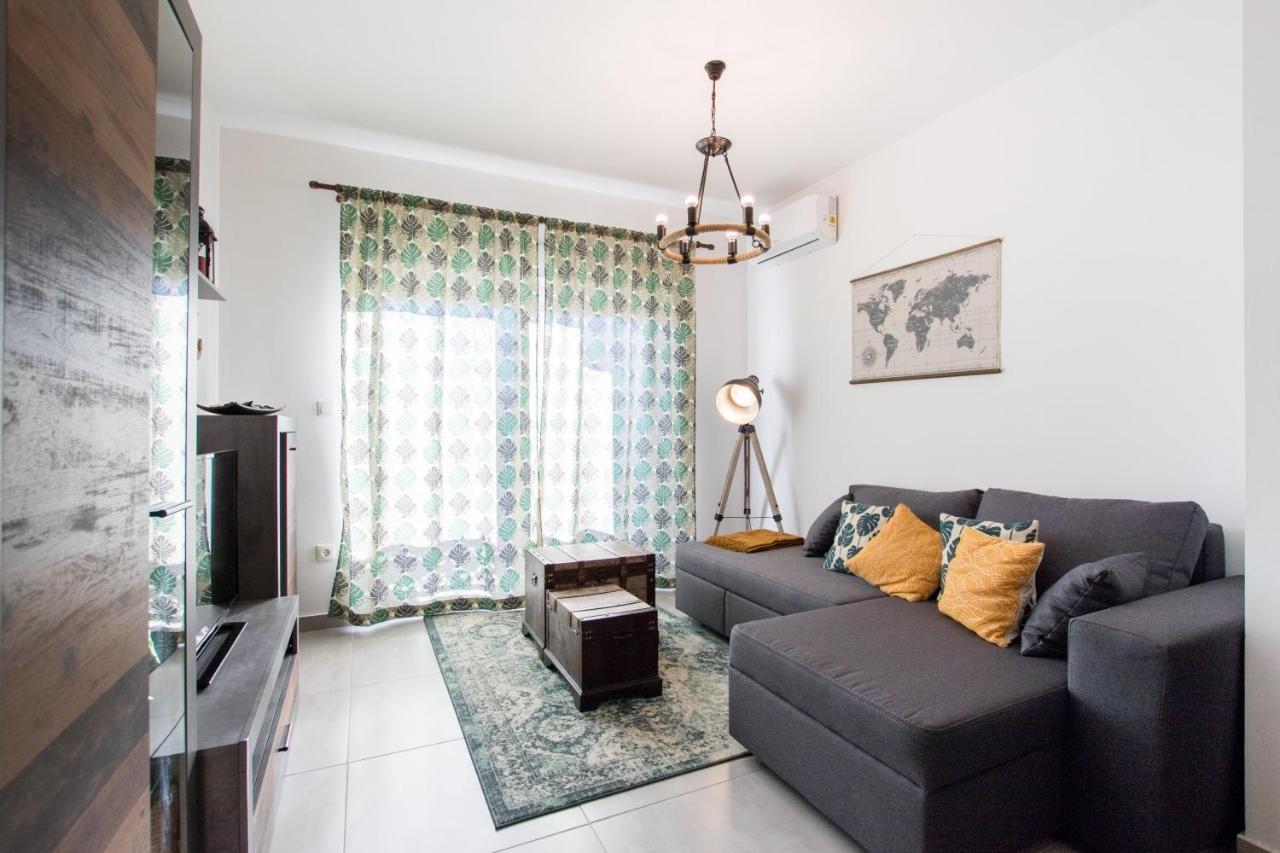 4 * Apartment Sunset Close To The Sea Kastela Exterior photo